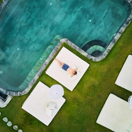 Dream Cowork Hotel Kuta  Exterior photo