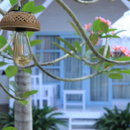 Dream Cowork Hotel Kuta  Exterior photo