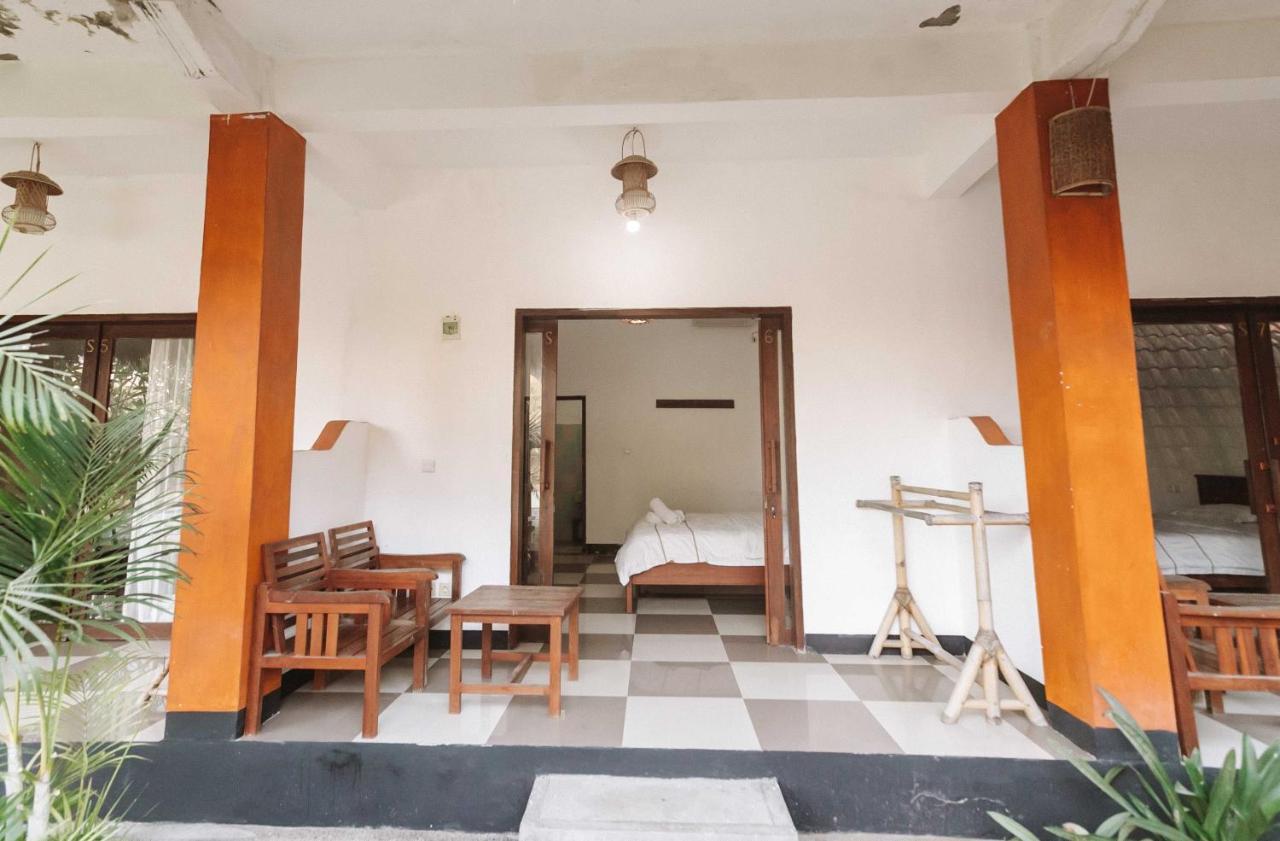 Dream Cowork Hotel Kuta  Exterior photo