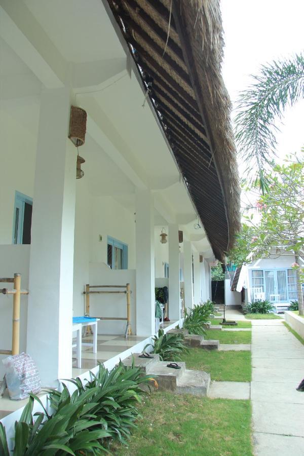 Dream Cowork Hotel Kuta  Exterior photo