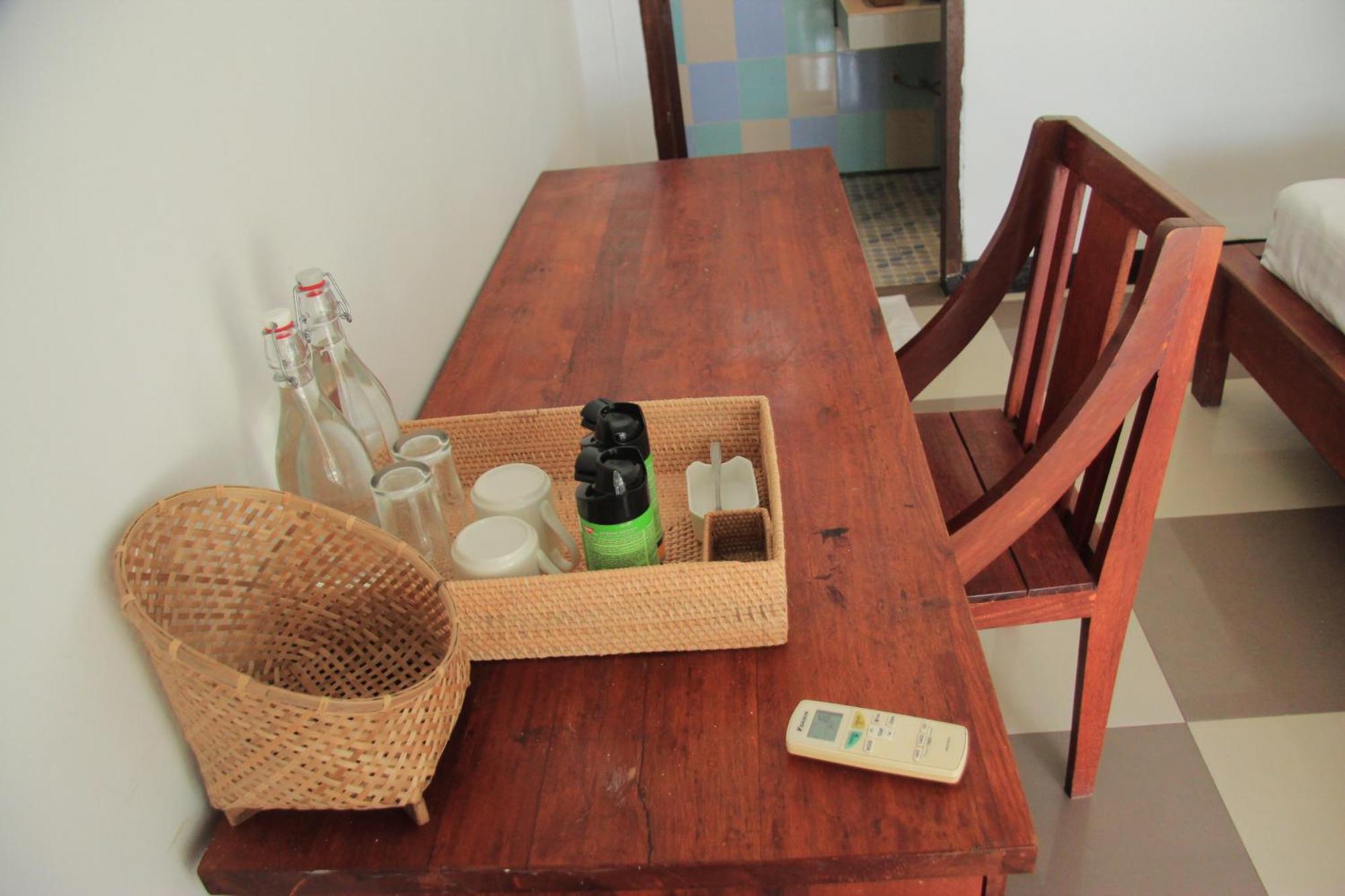 Dream Cowork Hotel Kuta  Exterior photo